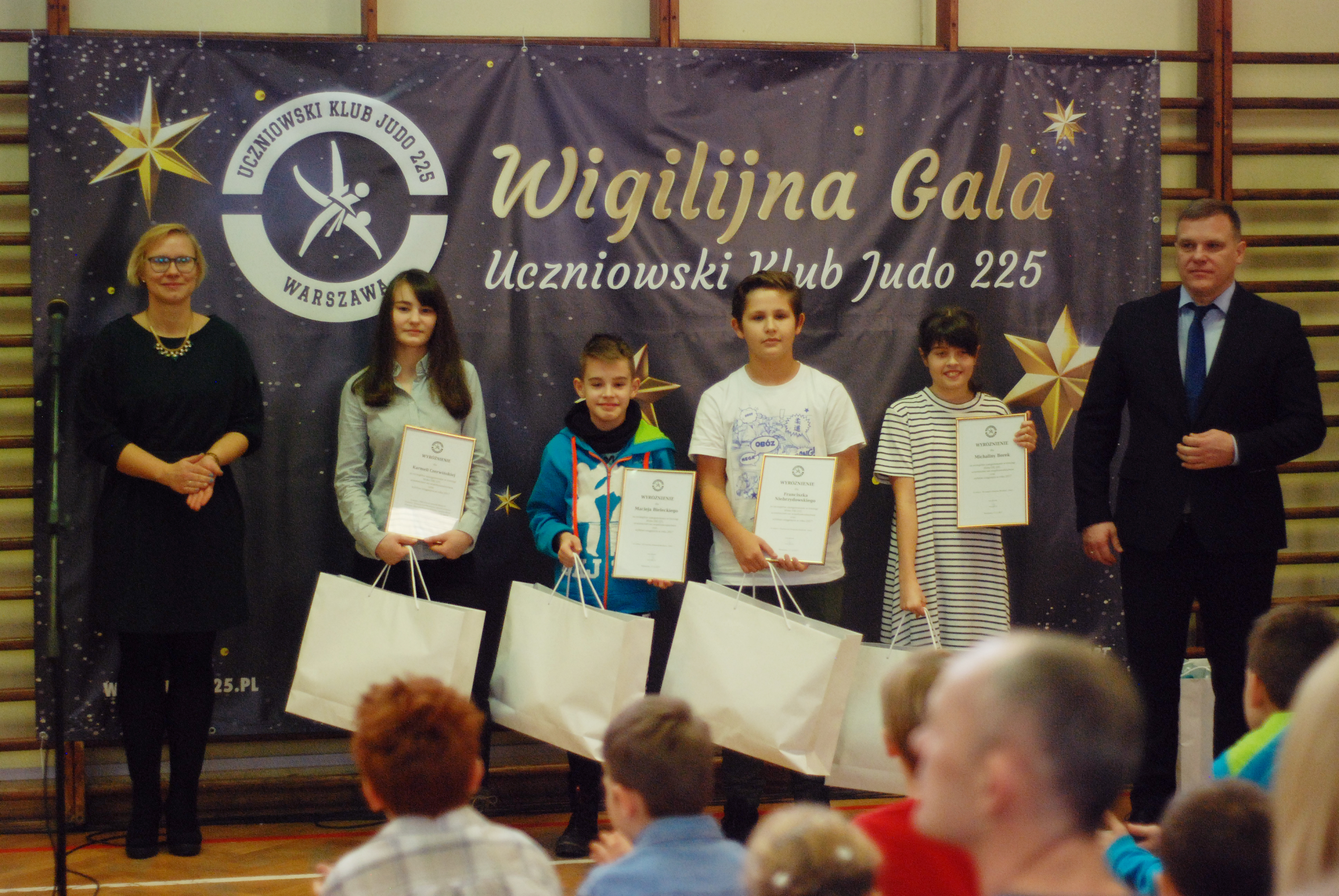 Read full story «Wigilijna Gala 2018»